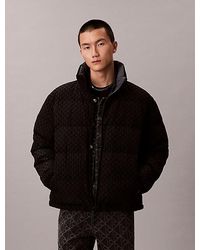 Calvin Klein - Omkeerbaar Pufferjack Met All-Over Embleem Logo - Lyst