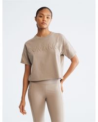 Calvin Klein T-shirts for Women | Online Sale up to 77% off | Lyst