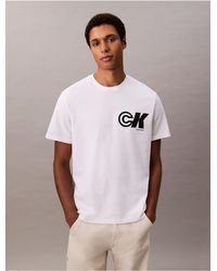[ ]EasyFit CK Sports Logo Graphic T-shirt★人気★ Calvin Klein Calvin Klein Stacked Ck Logo Easy Tee in Black