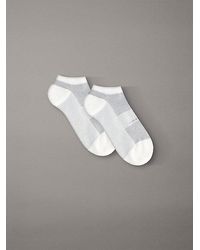 Calvin Klein - 2Er-Pack Feuchtigkeitsableitende Sneaker-Socken - Lyst