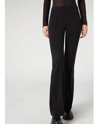 Pantaloni casual, eleganti e chino da donna di Calzedonia a partire da 13 €