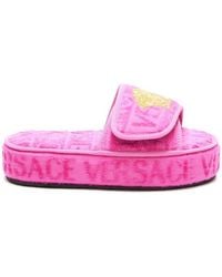 Versace Medusa Embroidered Allover Logo Detailed Slippers - Pink