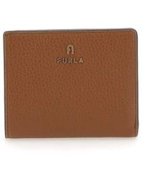 Furla - Camelia Logo-plaque Bi-fold Wallet - Lyst