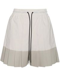 Sacai - Two-toned Knife-pleated Shorts - Lyst
