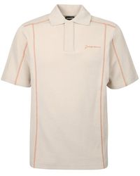 Jacquemus Le Polo Vanilla Seam Detailed Short-sleeved Polo Shirt - Natural