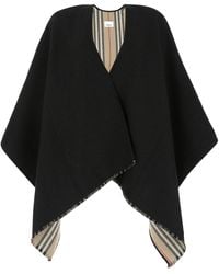 Burberry Icon Stripe Detail Reversible Cape - Black