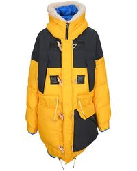 Sacai Reversible Multi-pocket Hooded Coat - Yellow