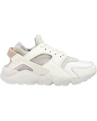 Punt incompleet Fahrenheit Nike Air Huarache Sneakers for Women - Up to 45% off at Lyst.com