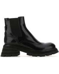 Alexander McQueen Wander Chelsea Boots - Black