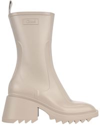 chloe gumboots