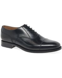 Loake 200b Toe Cap Smart Shoes in Black for Men | Lyst UK