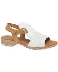 Paula Urban - Coastal Buckle Fastening Sandals - Lyst