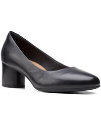 Clarks Leather Mena Bloom Womens Court Shoe in Navy (Blue) | Lyst Canada