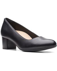 clarks women's court shoes