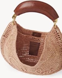 Chloé - Sac hobo Summer Banana en raphia - Lyst