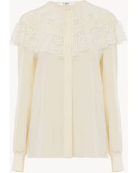 Chloé - Blusa Fruncida De Crepé De Seda China Con Encaje Blanco 100% Seda, Pinctada Maxima, Farmed, Coo Australia - Lyst