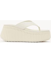Chloé - Nama ウェッジ スライド 婦人向け ベージュ サイズ 牛革 100 - Lyst