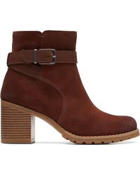 clarkwell hall taupe nubuck