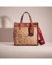 COACH - Upcrafted Field Tote 22 In Signature Canvas With Horse And Carriage Print - Lyst