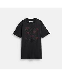 COACH - Signature Square Kiss Print T Shirt In Organic Cotton - Lyst
