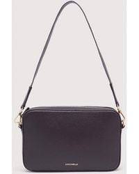 Coccinelle - Umhängetasche Aus Genarbtem Leder Tebe Small - Lyst