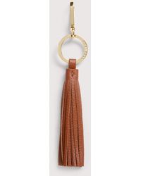 Coccinelle - Schlüsselanhänger Aus Genarbtem Leder Und Metall Tassel - Lyst