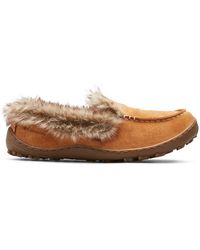 columbia moccasins