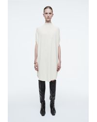 COS - Wärmendes Wollkleid - Lyst