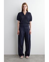 COS - Baumwollhose Mit Barrel-Bein Und Falten - Lyst