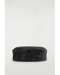 COS - Shearling Pillbox Hat - Lyst