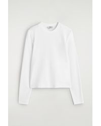 COS - Clean Cut Long-Sleeved T-Shirt - Lyst
