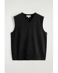 COS - Merino Wool V-Neck Vest - Lyst