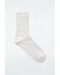 COS - Gerippte Socken Aus Lurex - Lyst