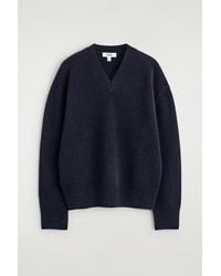 COS - Rounded Wool V-Neck Sweater - Lyst