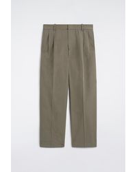 COS - Pantaloni Affusolati Con Pieghe E Taglio Rilassato - Lyst