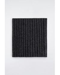 COS - Chunky Ribbed Cashmere Snood - Lyst