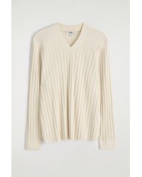 COS - Ribbed-Knit V-Neck Sweater - Lyst