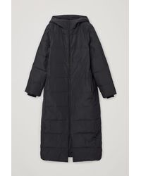 Download COS Hooded Long Puffer Coat in Green - Lyst