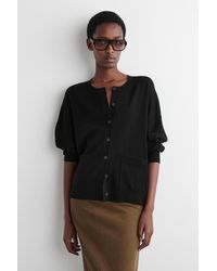 COS - Strickjacke Aus Merinowolle Mit Rundhalsausschnitt - Lyst