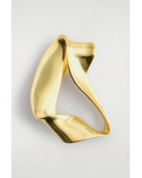 COS - Twisted Ribbon Pin Brooch - Lyst