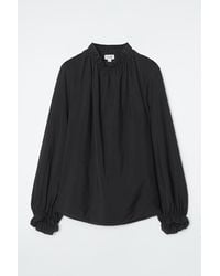 COS - Bluse Mit Stehkragen Und Raffungen - Lyst