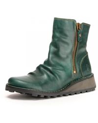 fly boots green