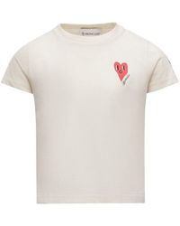 Moncler - "Mini Heart" Logo T-Shirt - Lyst