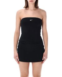Nike - Fitted Bandeau Top With Logo - Lyst