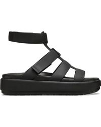 Crocs™ - | damen | brooklyn luxe gladiator | sandalen | schwarz | 34 - Lyst