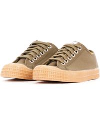 veja esplar se white petale berry