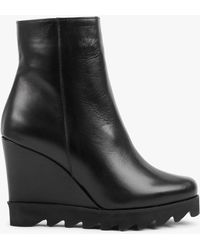 daniel wedge boots