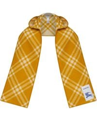 Burberry - Hooded Wool Scarf Pear Check - Lyst