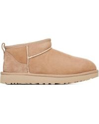 UGG - W Classic Ultra Mini Sand Leather Ankle Boots - Lyst