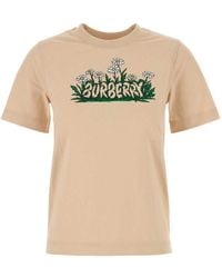 Burberry Daisy Logo Cotton T-Shirt in Black | Lyst
